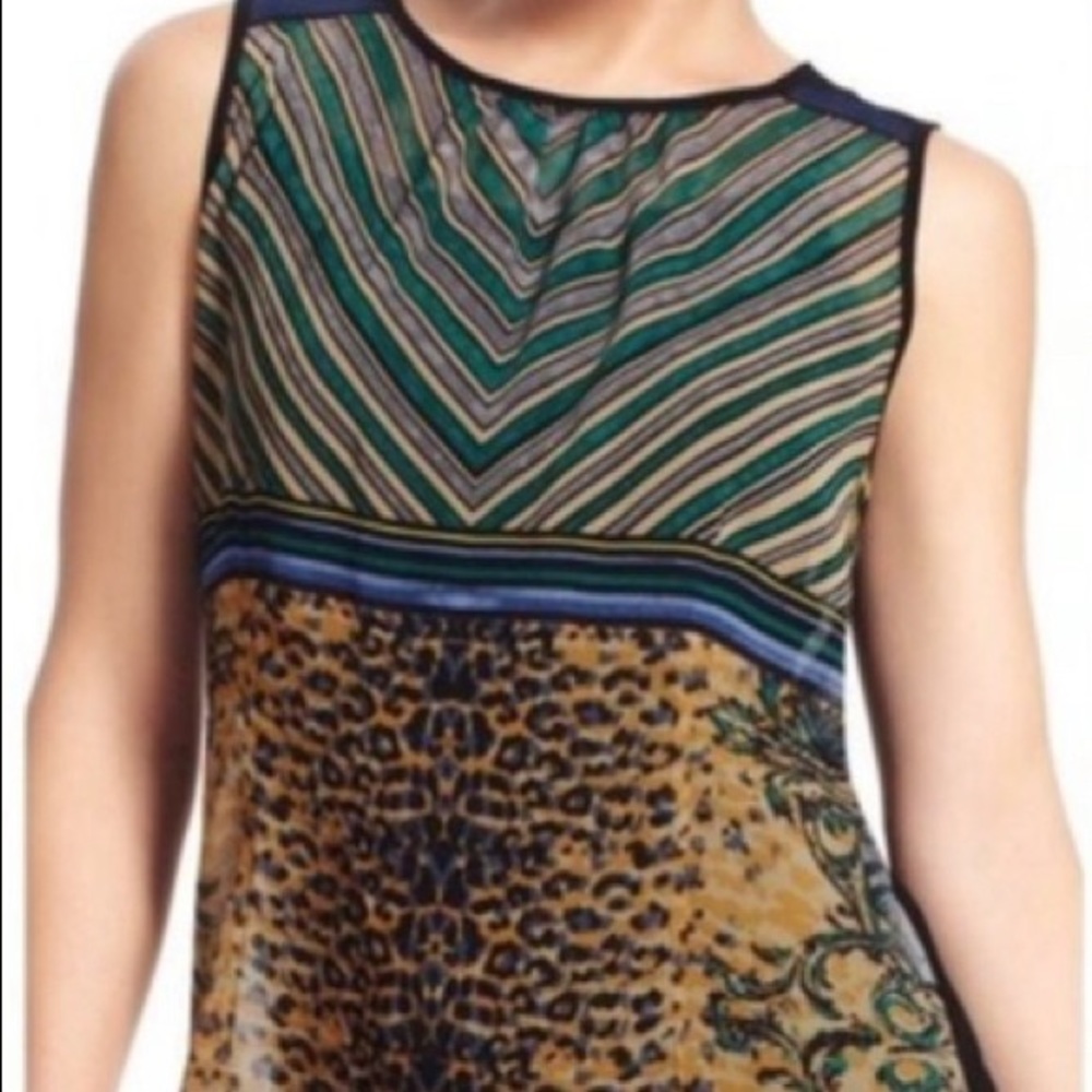 Cabi top - Picture 2 of 8